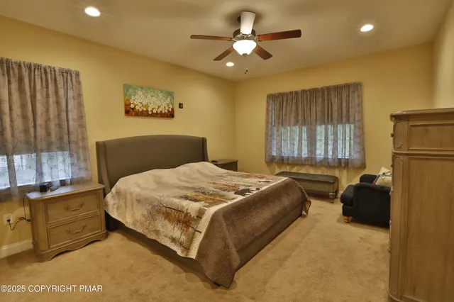 $745,000 | 142 Lexington Lane, Blakeslee, PA 18610