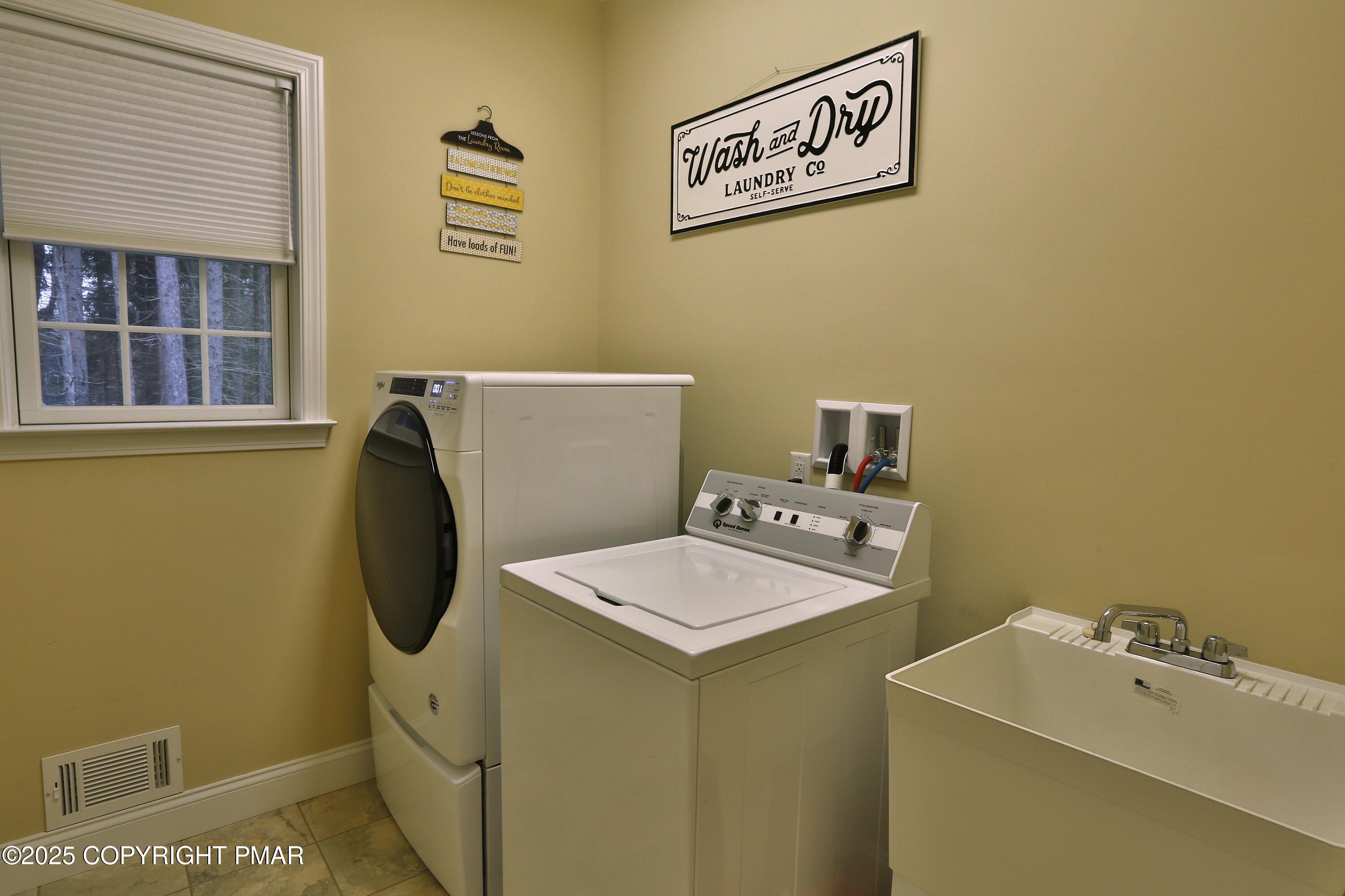 142 Lexington Lane Blakeslee, PA 18610 - Photo 55 of 69 Laundry Rm