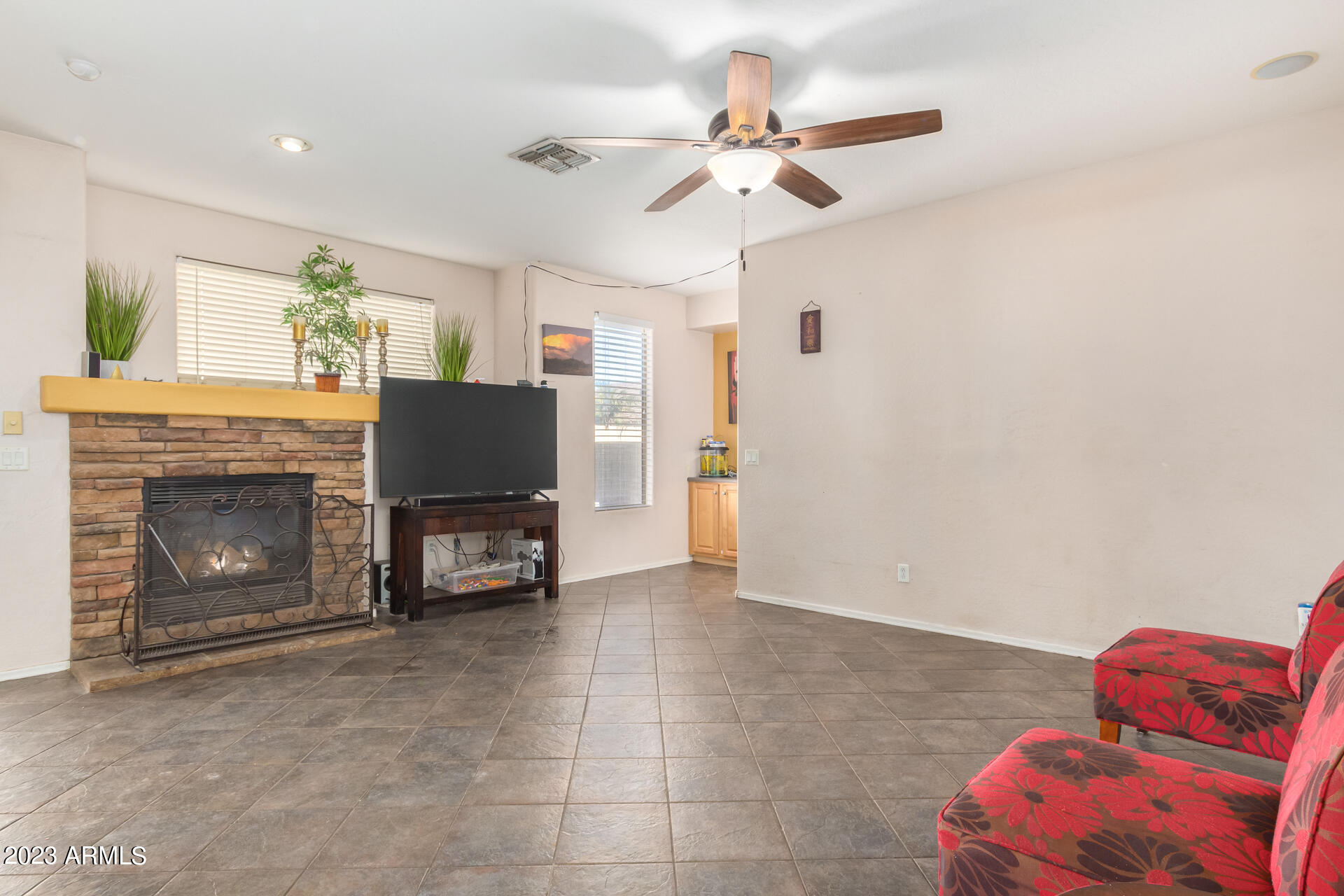 12742 West Charter Oak Road El Mirage, AZ 85335 - Photo 5 of 24 6 - Charter Oak