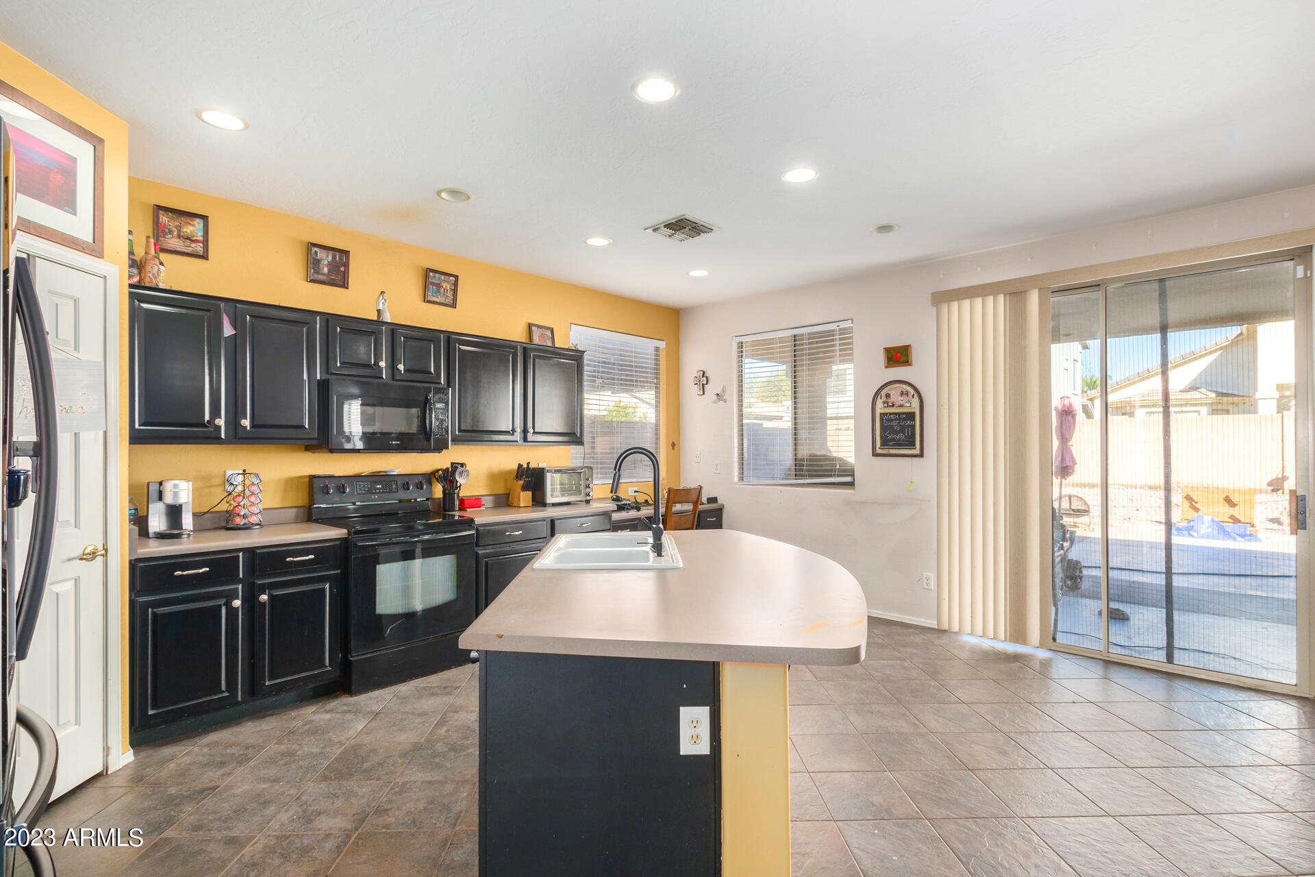 12742 West Charter Oak Road El Mirage, AZ 85335 - Photo 8 of 24 9 - Charter Oak