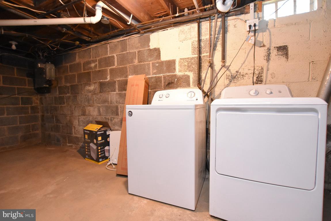 512 Bem Street Riverside, NJ 08075 - Photo 23 of 32 Basement Laundry