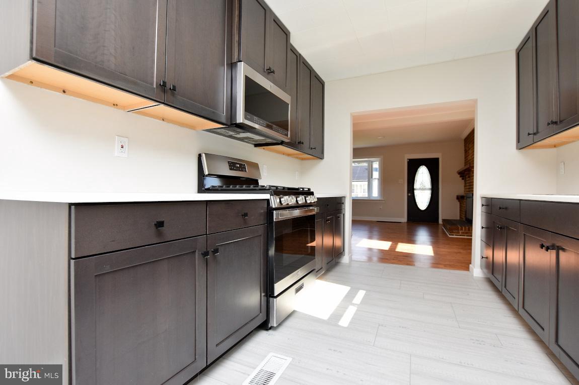 512 Bem Street Riverside, NJ 08075 - Photo 4 of 32 Kitchen