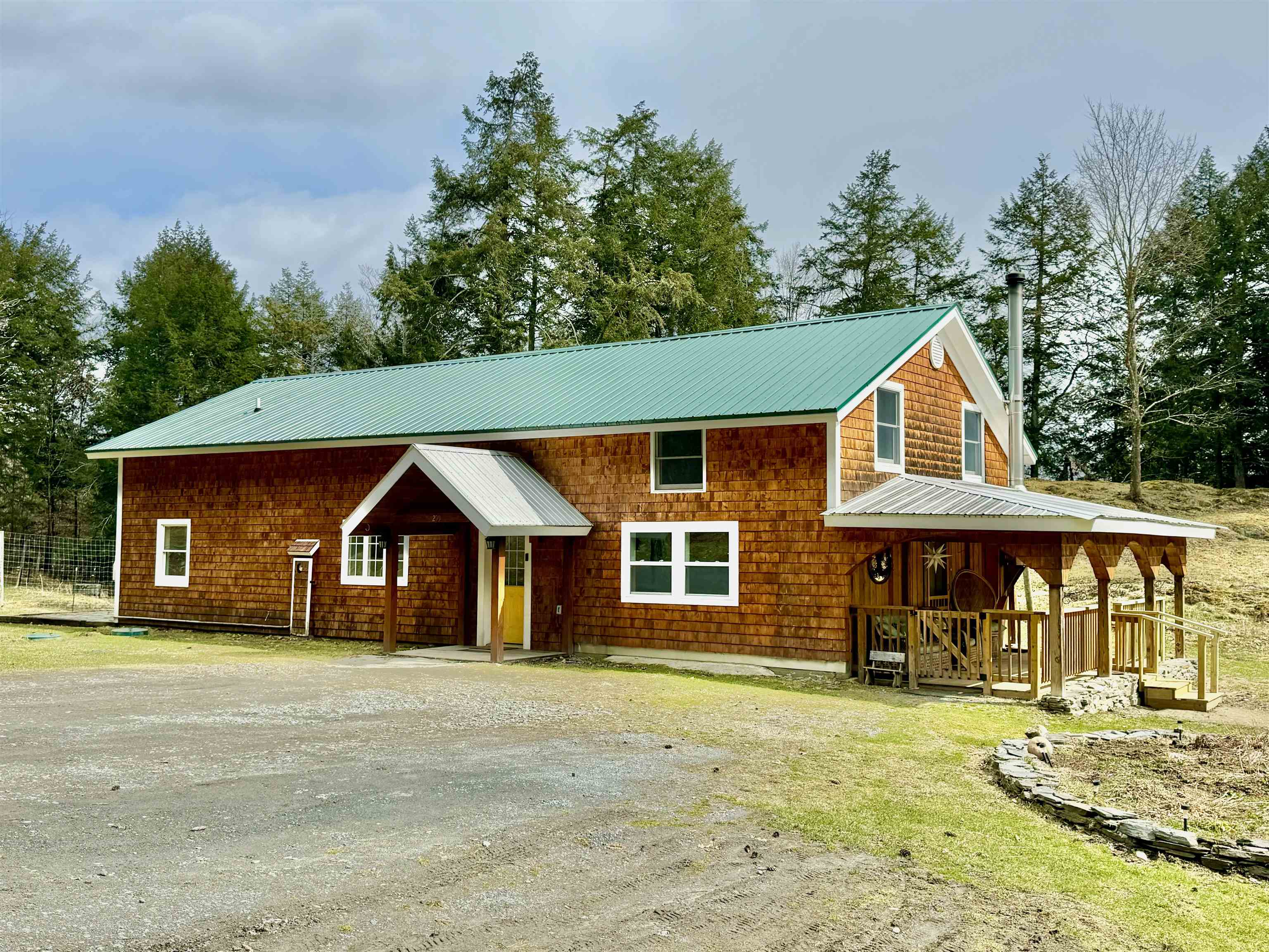 299 Brackett Road Fairlee, VT 05045 - Photo 1 of 28