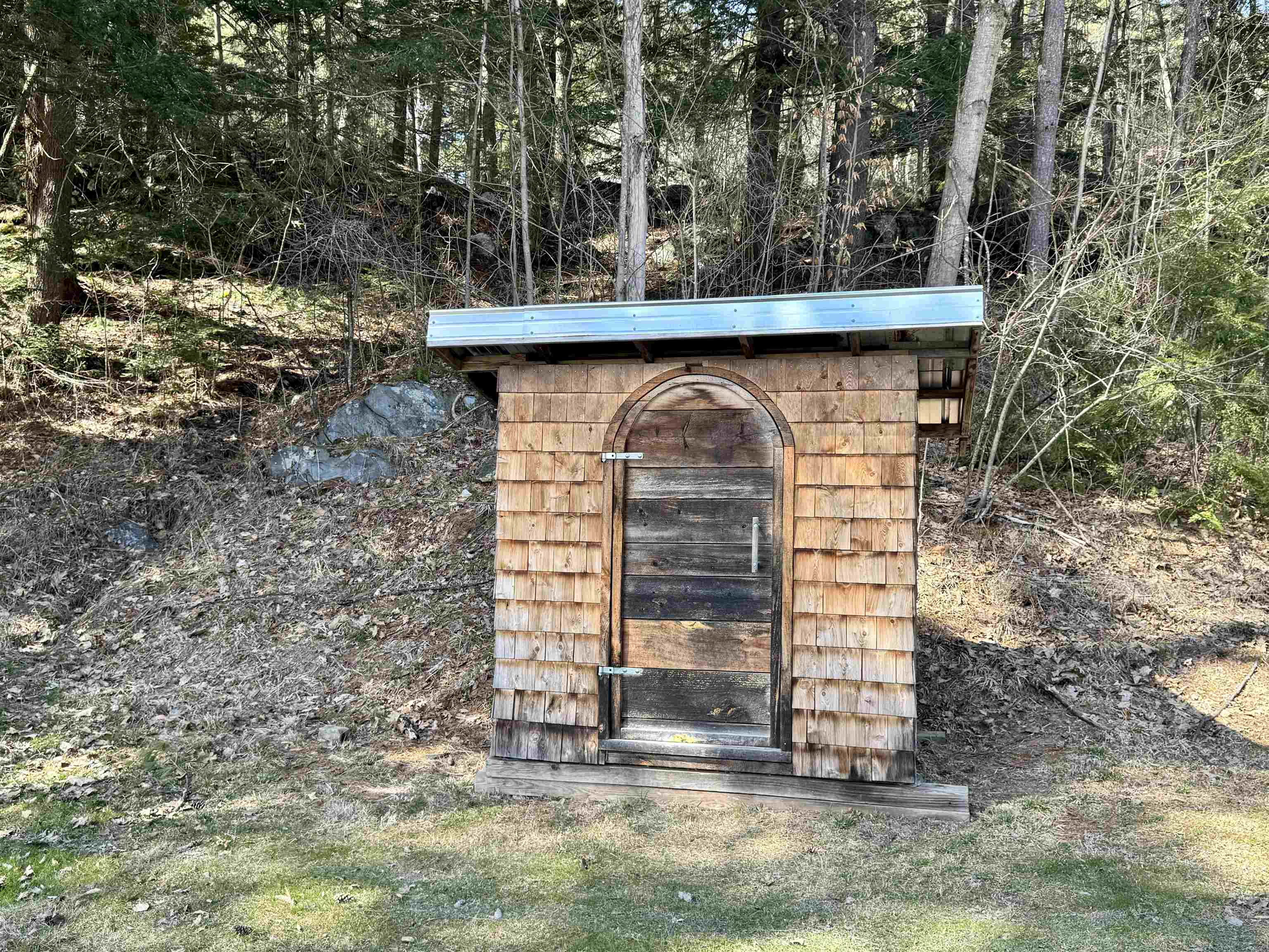 299 Brackett Road Fairlee, VT 05045 - Photo 15 of 28