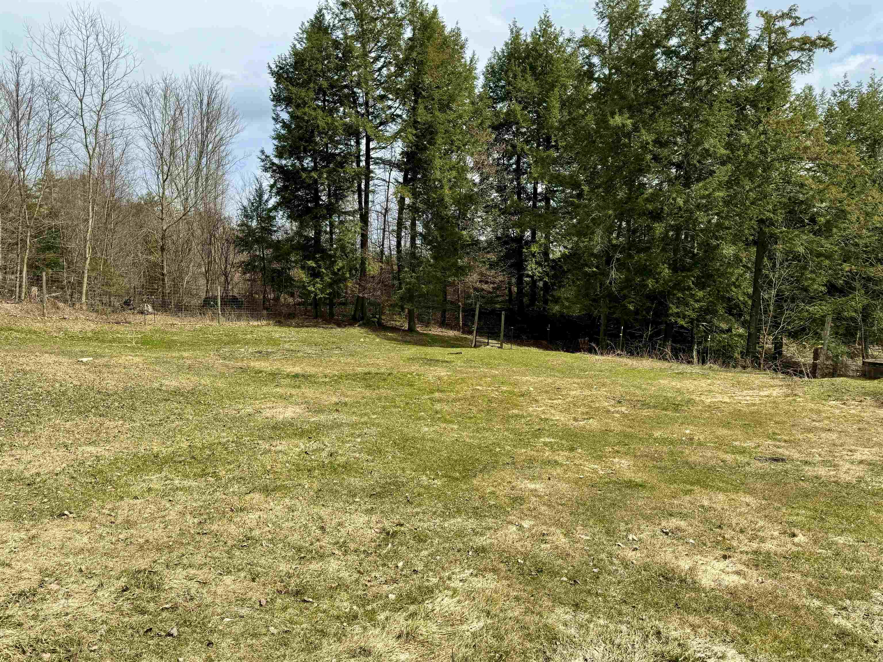 299 Brackett Road Fairlee, VT 05045 - Photo 16 of 28