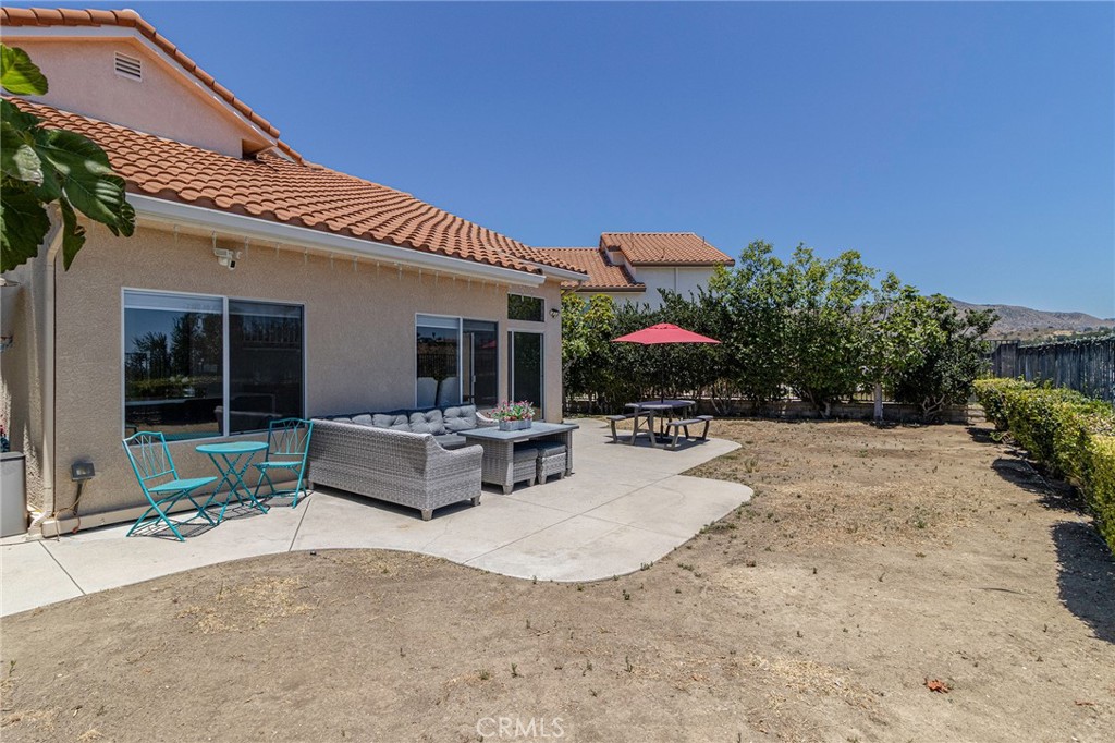 19776 Ahwanee Lane Porter Ranch, CA 91326 - Photo 27 of 36