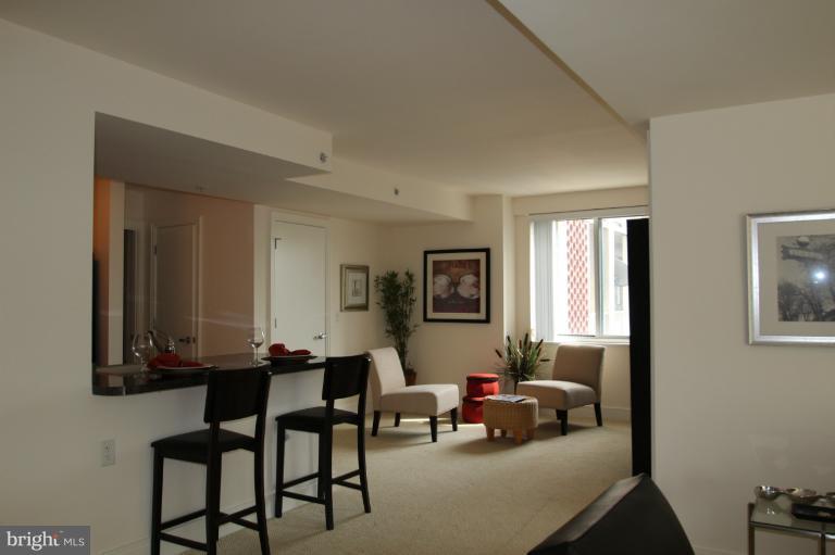 800 4th Street Southwest, Unit N502 Washington, DC 20024 - Photo 6 of 13 Den