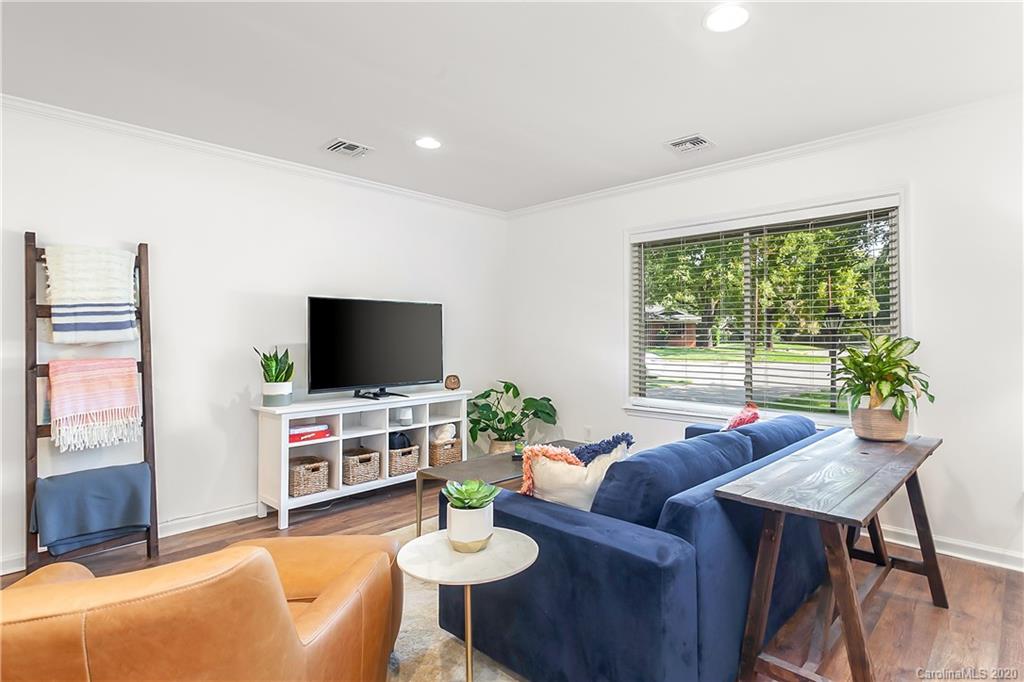 5200 Seacroft Road Charlotte, NC 28210 - Photo 14 of 36 Gallery Image 14