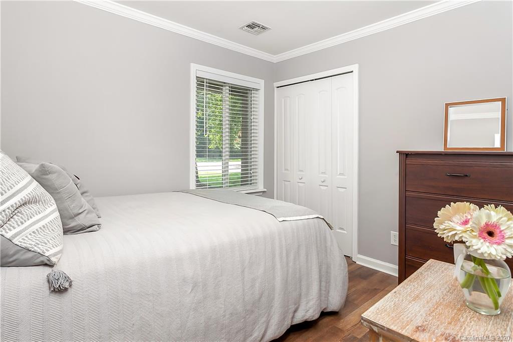 5200 Seacroft Road Charlotte, NC 28210 - Photo 27 of 36 Gallery Image 27