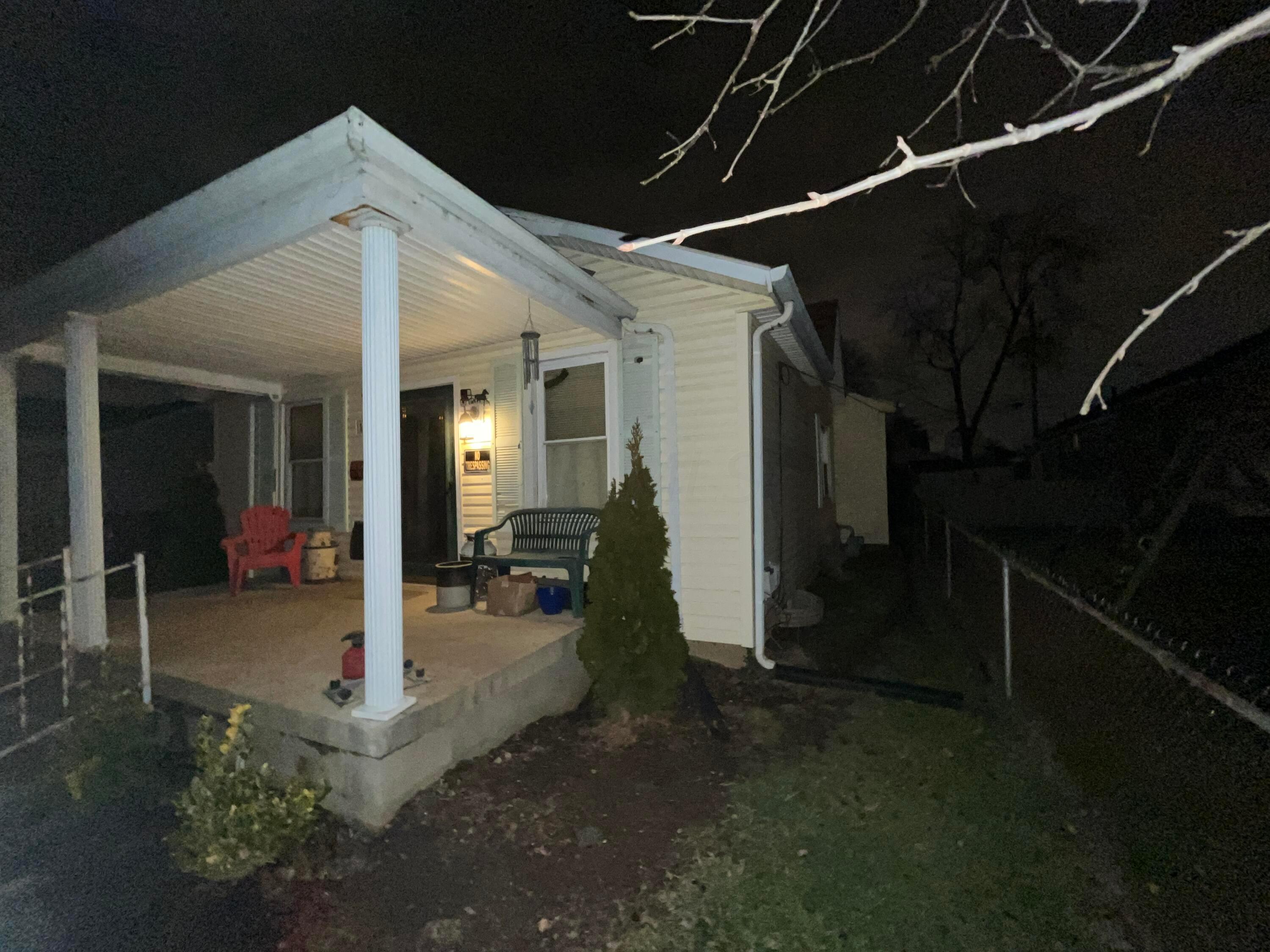 138 Delray Road Columbus, OH 43207 - Photo 2 of 16 IMG_3751