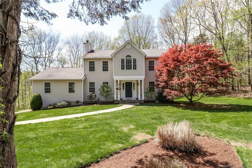 46 Greenbriar Road Oxford, CT 06478 - Photo 1 of 1 Gallery Image 1