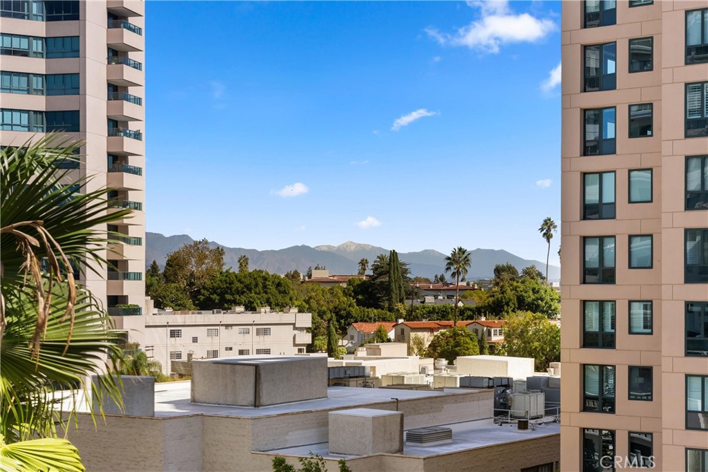 10535 Wilshire Boulevard, Unit 912 Los Angeles, CA 90024 - Photo 8 of 33 a view of city with tall buildings