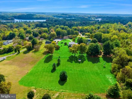 a view of a lake with houses
