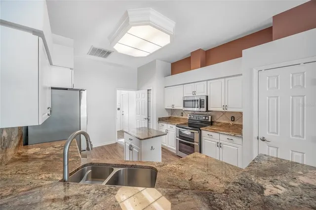 $2,300 | 5130 Northwest 80 Avenue, Gainesville, FL 32653