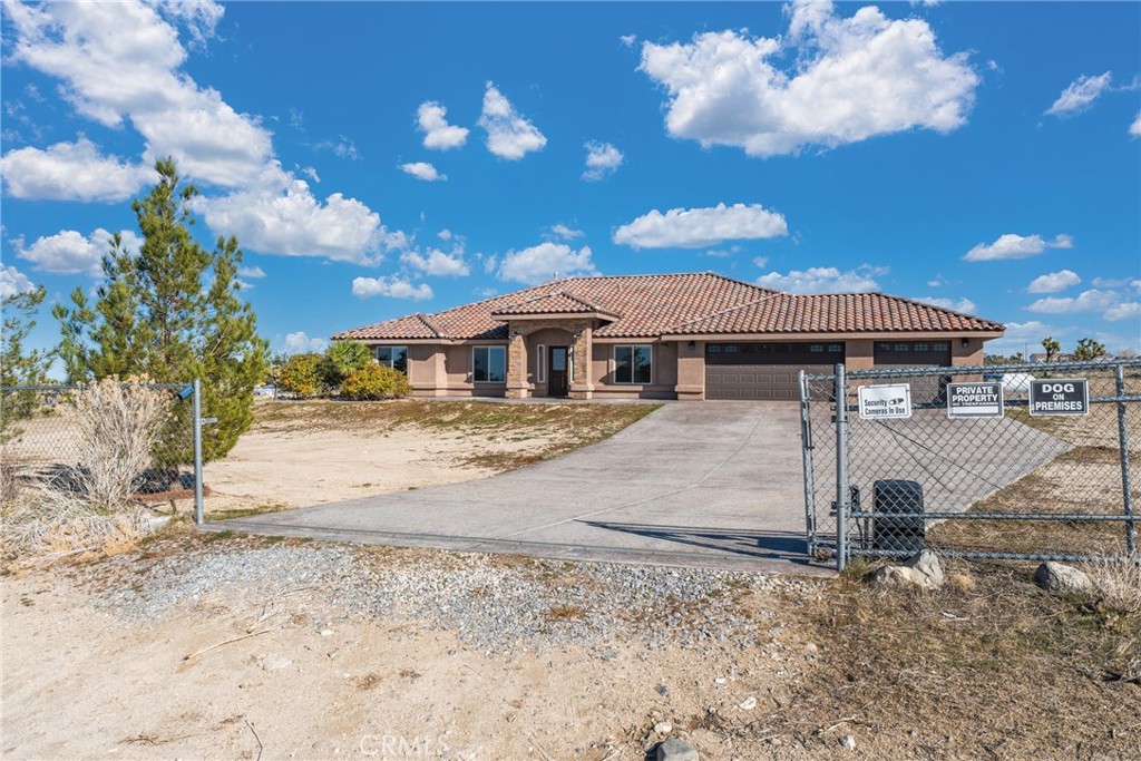 11423 Desert View Road Pinon Hills, CA 92372 - Photo 11 of 45