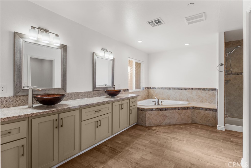 11423 Desert View Road Pinon Hills, CA 92372 - Photo 25 of 45