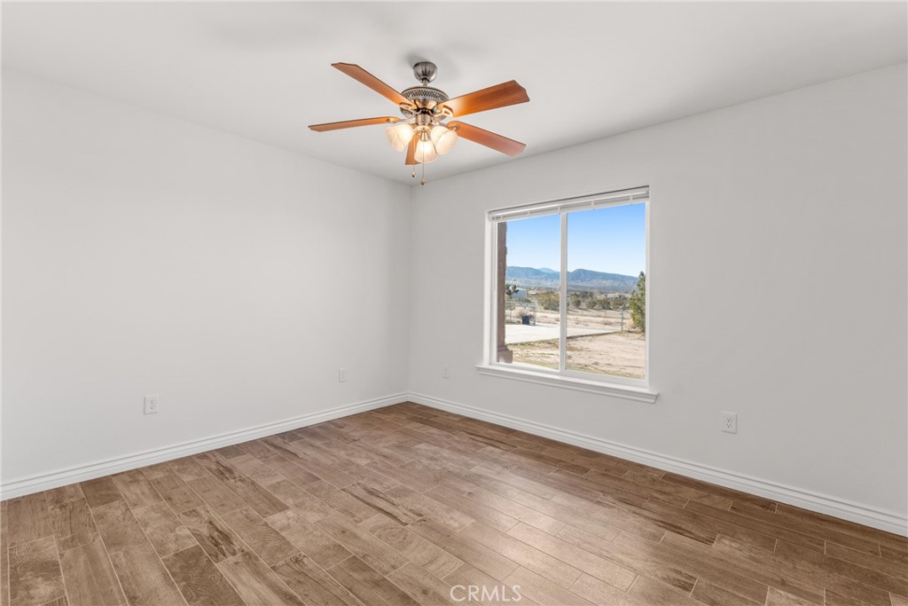 11423 Desert View Road Pinon Hills, CA 92372 - Photo 35 of 45