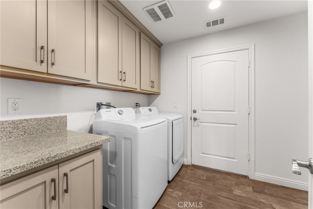 11423 Desert View Road Pinon Hills, CA 92372 - Photo 37 of 45