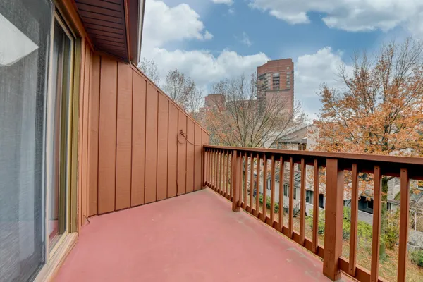 $4,500 | 572 Sanderling Court, Secaucus, NJ 07094