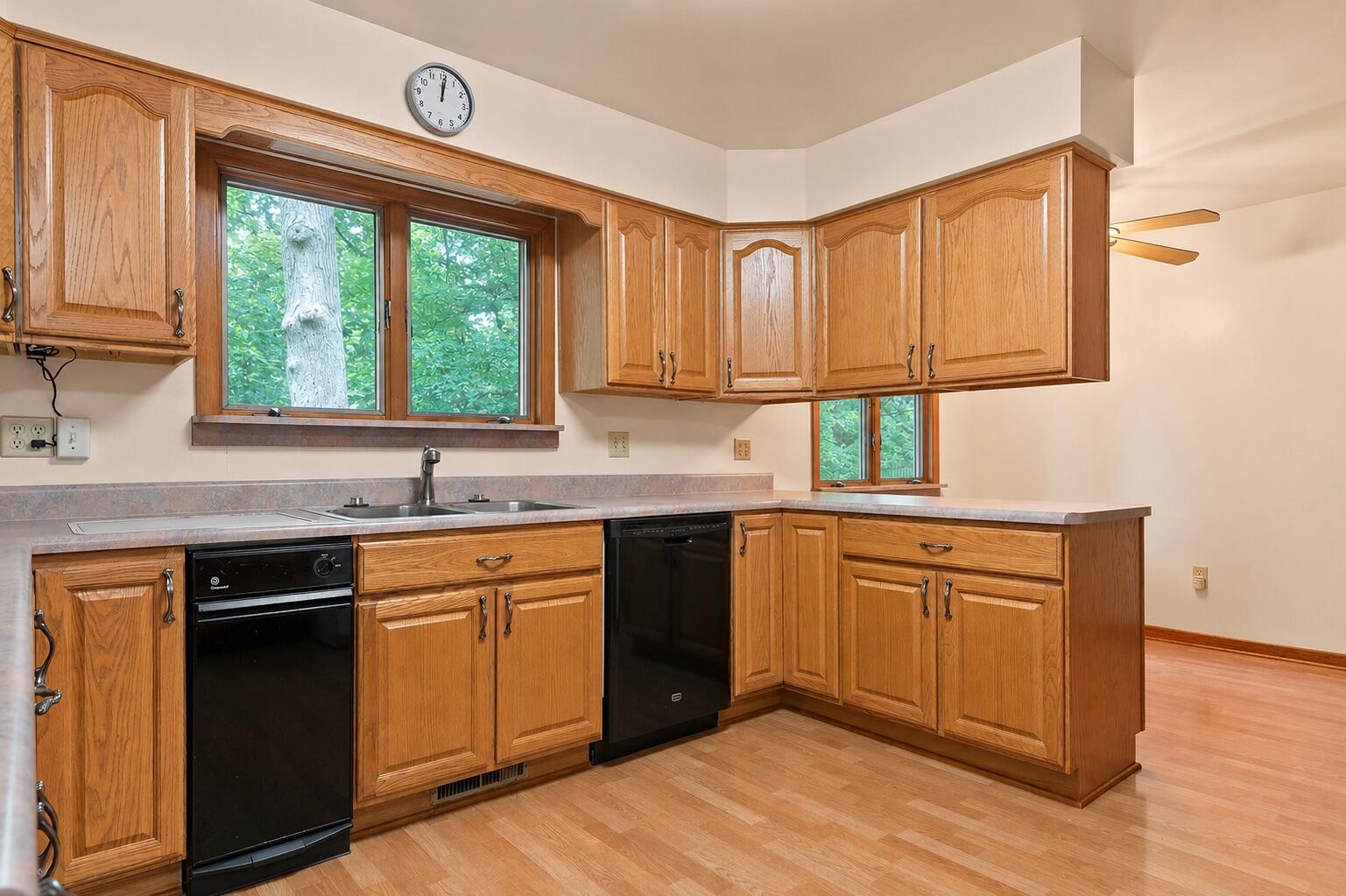 9096 Knickerbocker Street St. John, IN 46373 - Photo 12 of 40 1537x1023