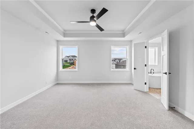 $644,800 | 7601 Northeast 103rd Terrace, Kansas City, MO 64157