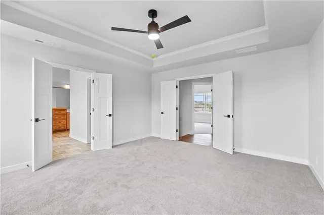 $644,800 | 7601 Northeast 103rd Terrace, Kansas City, MO 64157