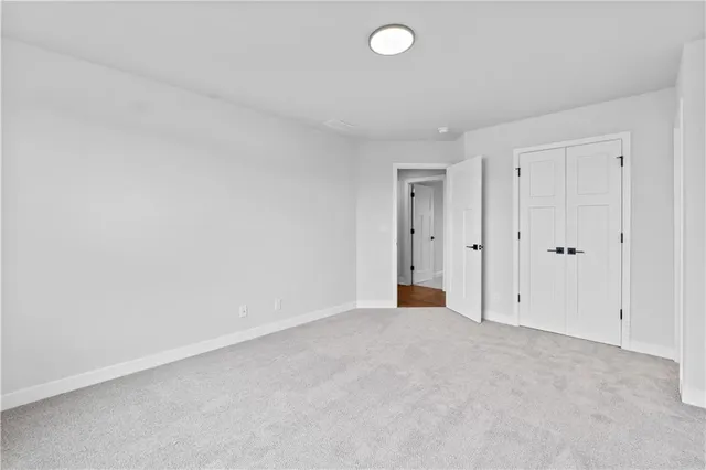 $644,800 | 7601 Northeast 103rd Terrace, Kansas City, MO 64157