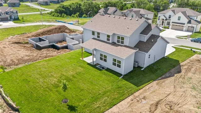 $644,800 | 7601 Northeast 103rd Terrace, Kansas City, MO 64157