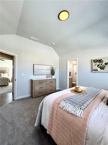 $644,800 | 7601 Northeast 103rd Terrace, Kansas City, MO 64157