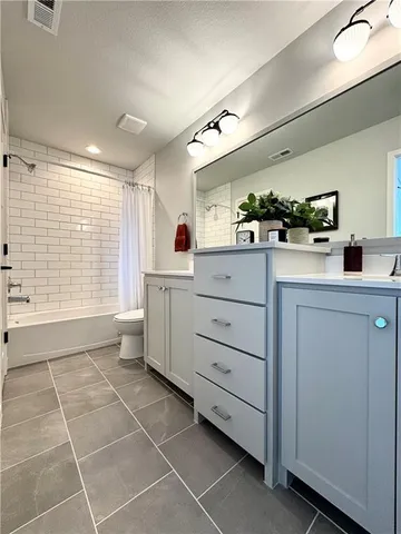 $644,800 | 7601 Northeast 103rd Terrace, Kansas City, MO 64157