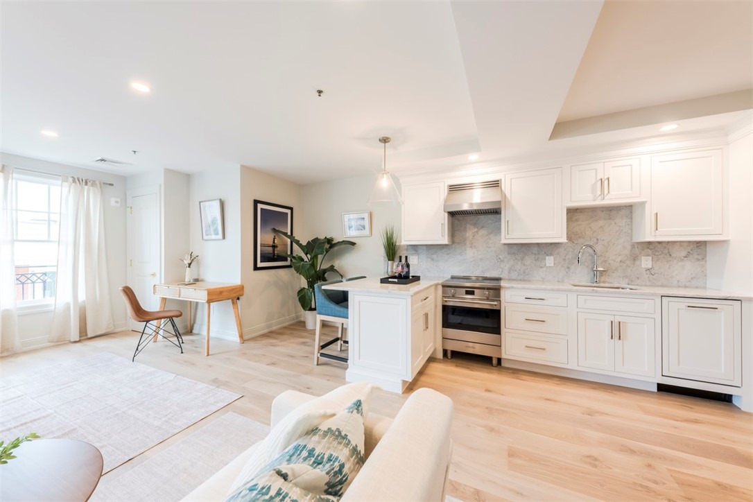 10 Brown & Howard, Unit 102 Newport, RI 02840 - Photo 4 of 12