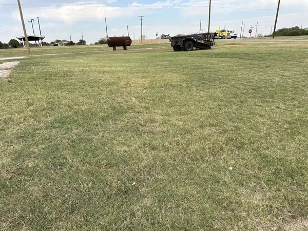 $16,149 | 4-5 East Front Avenue, Electra, TX 76360