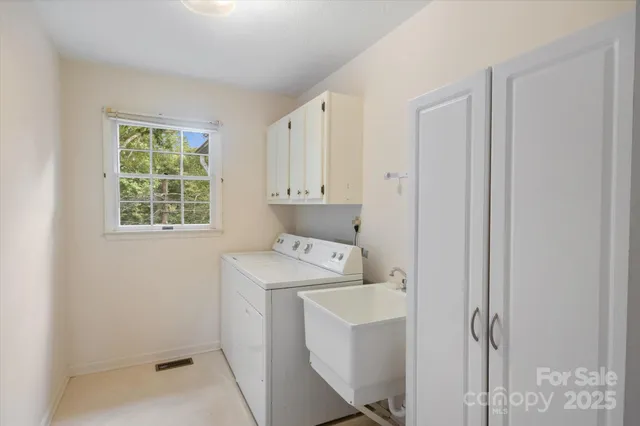 $540,000 | 168 Mountain Valley Drive, Hendersonville, NC 28739