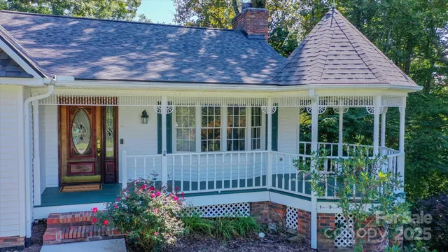 $540,000 | 168 Mountain Valley Drive, Hendersonville, NC 28739