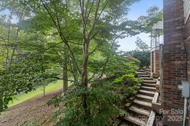 $540,000 | 168 Mountain Valley Drive, Hendersonville, NC 28739