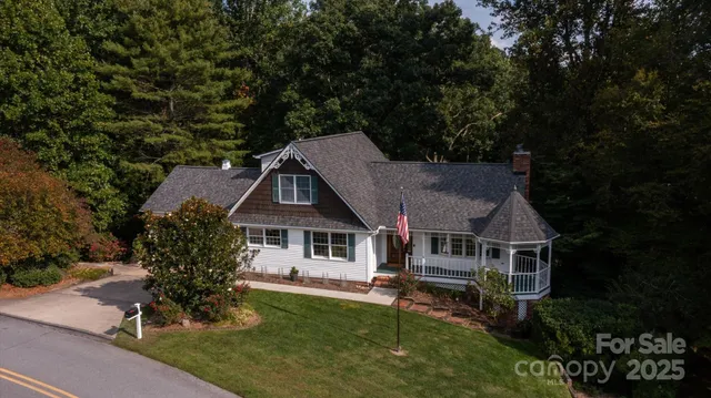 $540,000 | 168 Mountain Valley Drive, Hendersonville, NC 28739