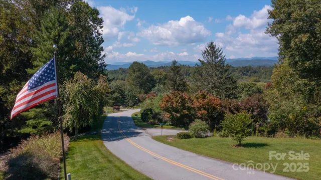 $540,000 | 168 Mountain Valley Drive, Hendersonville, NC 28739