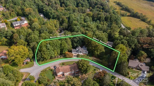 $540,000 | 168 Mountain Valley Drive, Hendersonville, NC 28739
