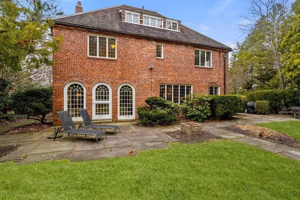$2,995,000 | 8 Penniman Road, Brookline, MA 02445