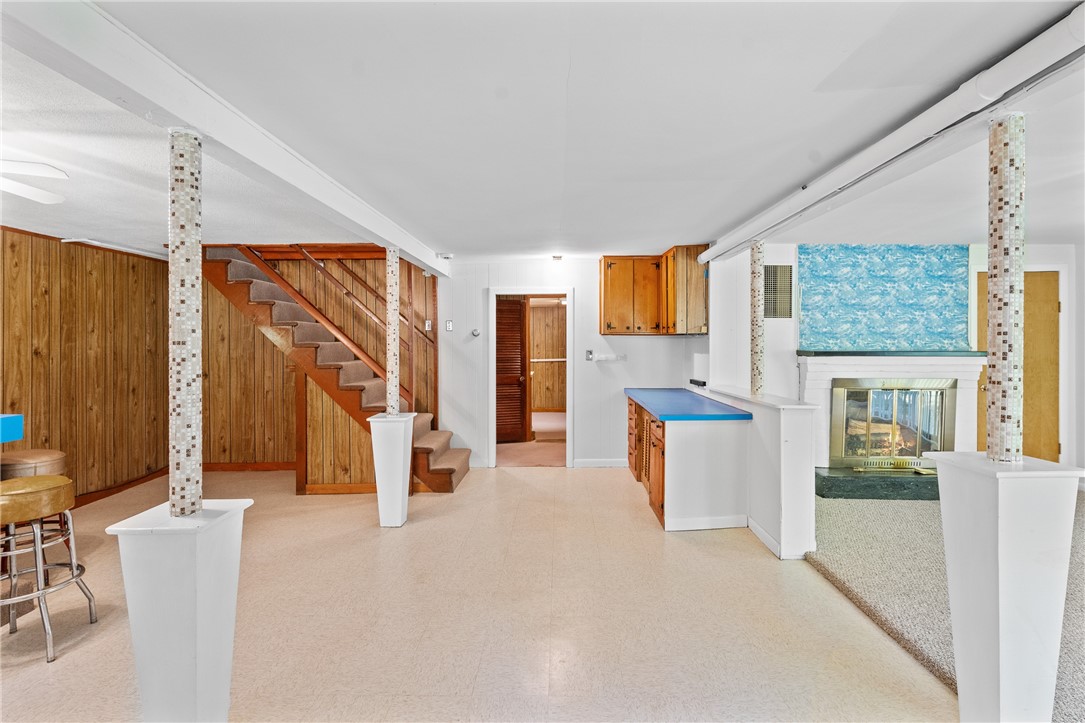 8 Welcome Road Smithfield, RI 02917 - Photo 17 of 25