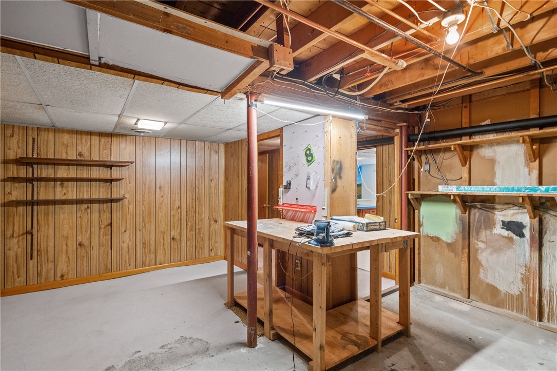 8 Welcome Road Smithfield, RI 02917 - Photo 19 of 25