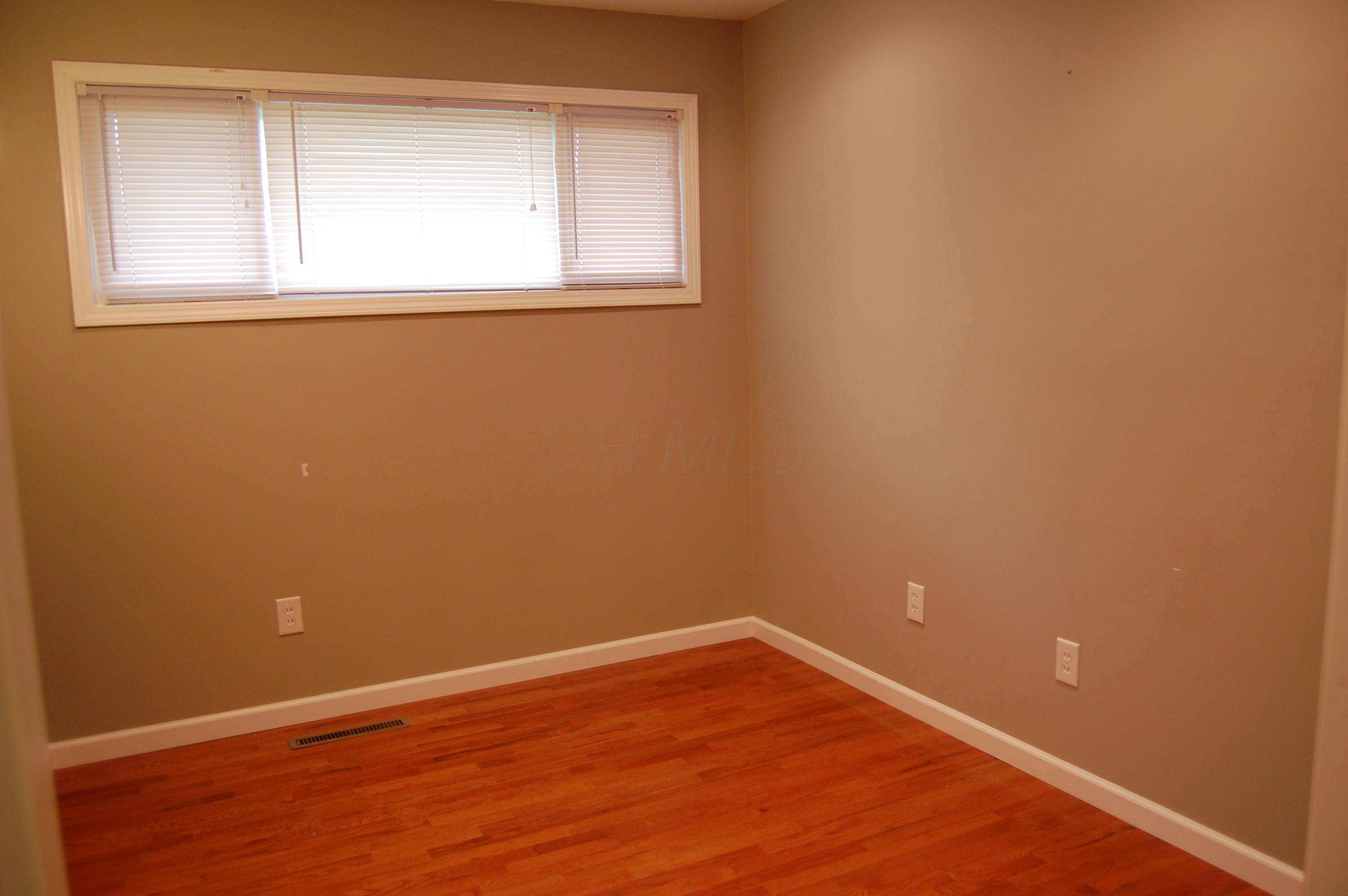 1007 Chestershire Road Columbus, OH 43204 - Photo 12 of 18 Gallery Image 12