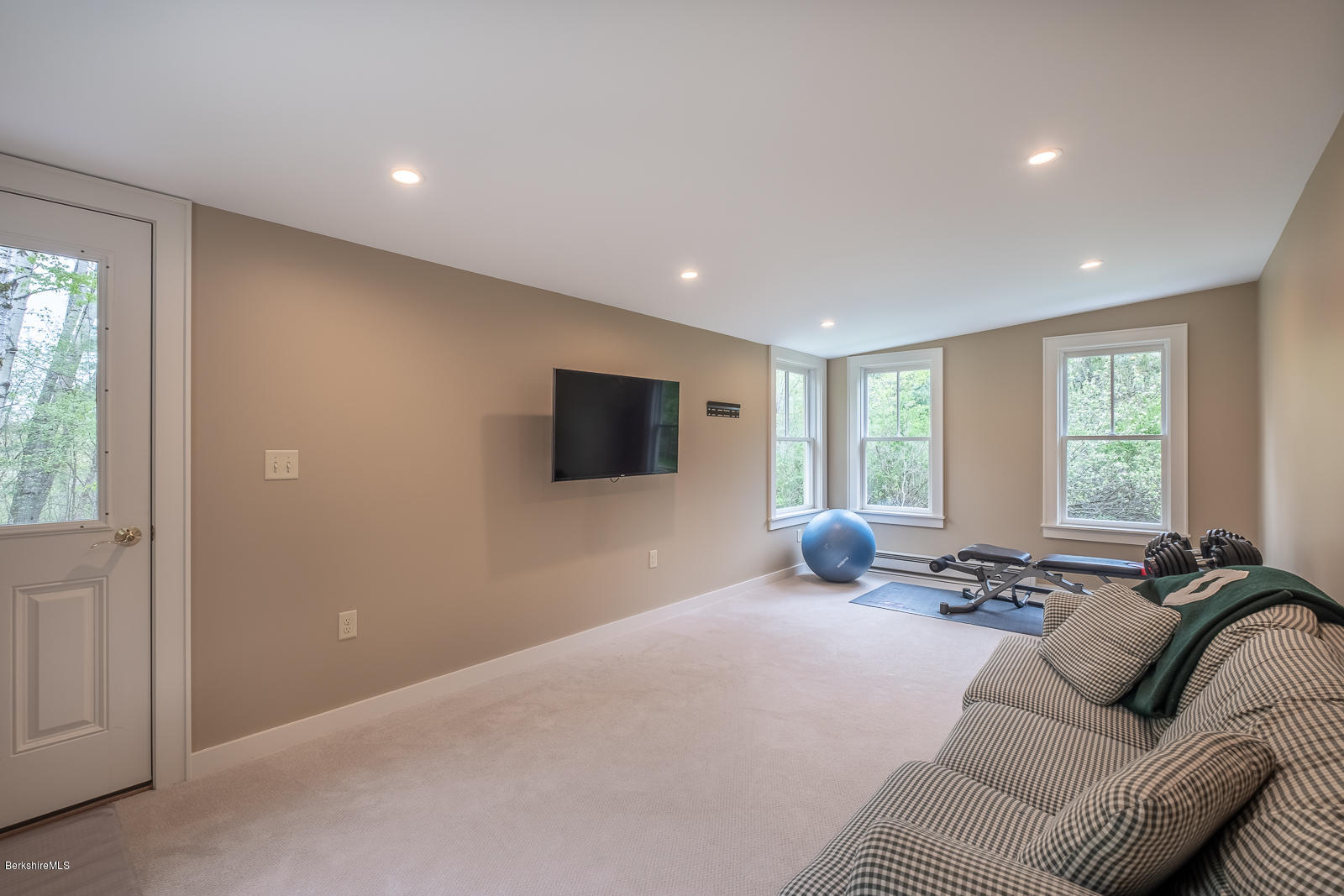 275 Gale Road Williamstown, MA 01267 - Photo 15 of 33 Bonus room