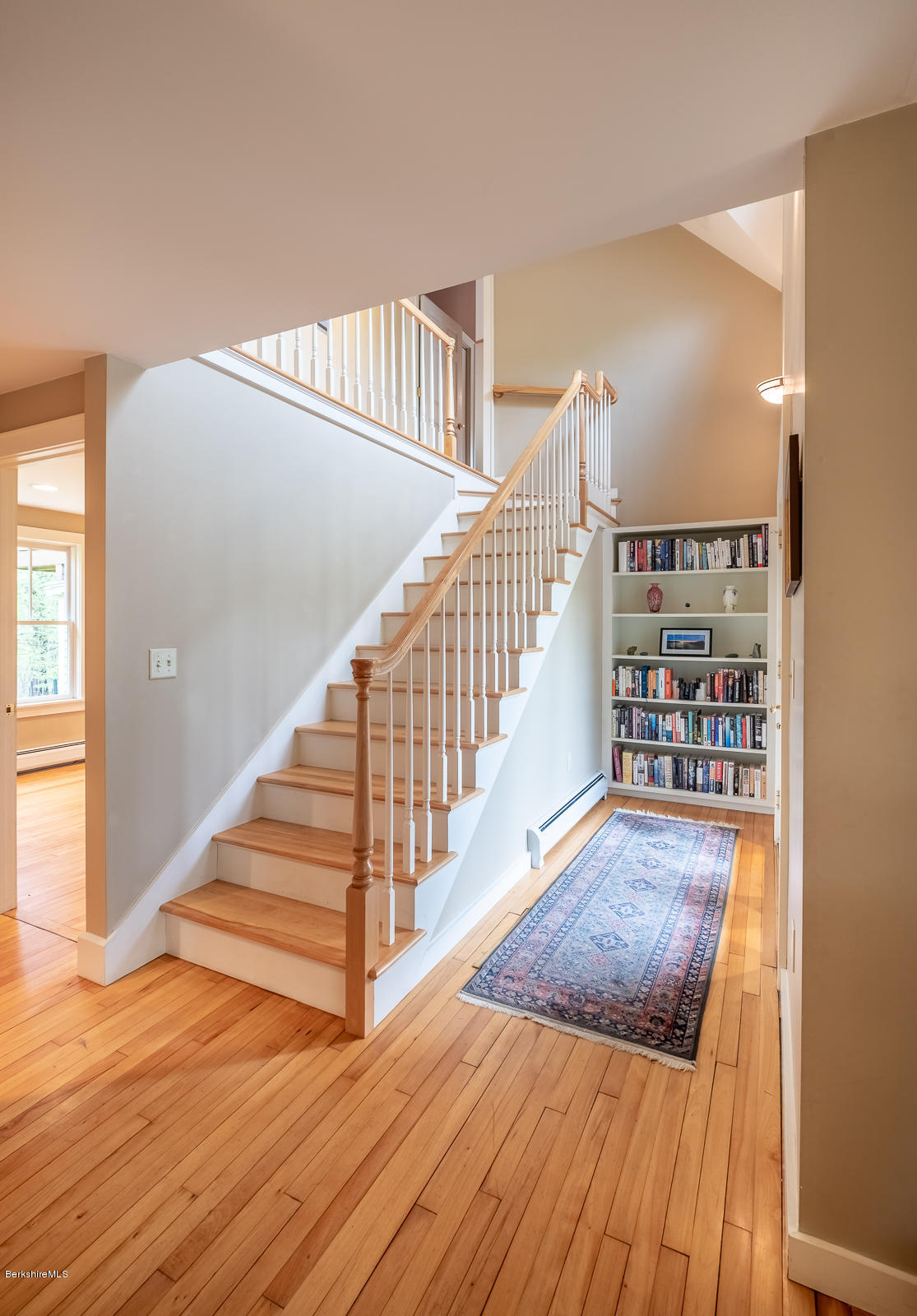 275 Gale Road Williamstown, MA 01267 - Photo 16 of 33 Foyer, stairway