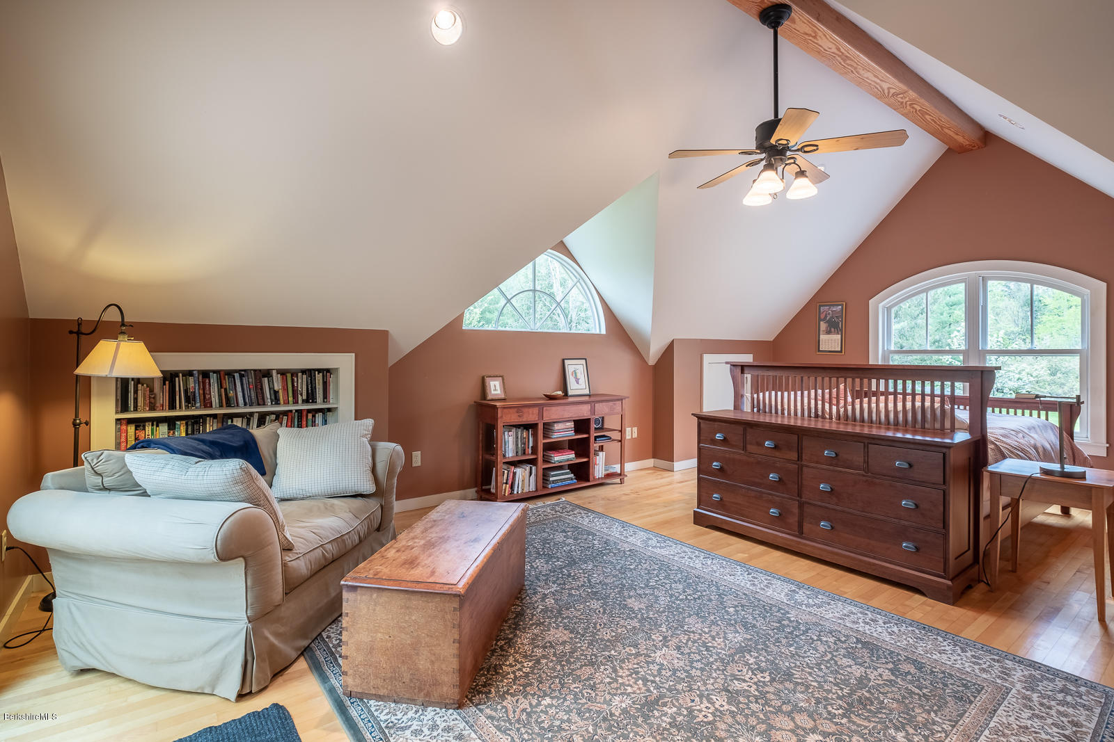 275 Gale Road Williamstown, MA 01267 - Photo 18 of 33 Master bedroom