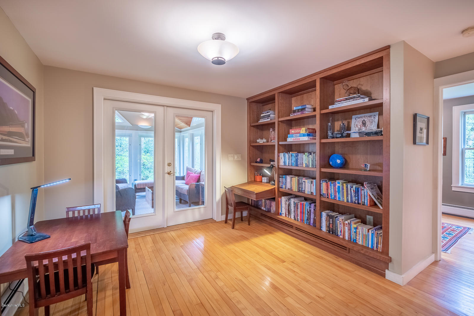 275 Gale Road Williamstown, MA 01267 - Photo 8 of 33 Library