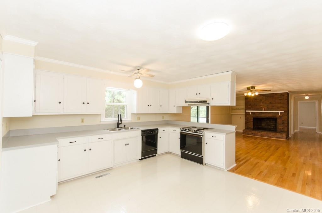 2354 Startown Road Lincolnton, NC 28092 - Photo 8 of 24 Gallery Image 8