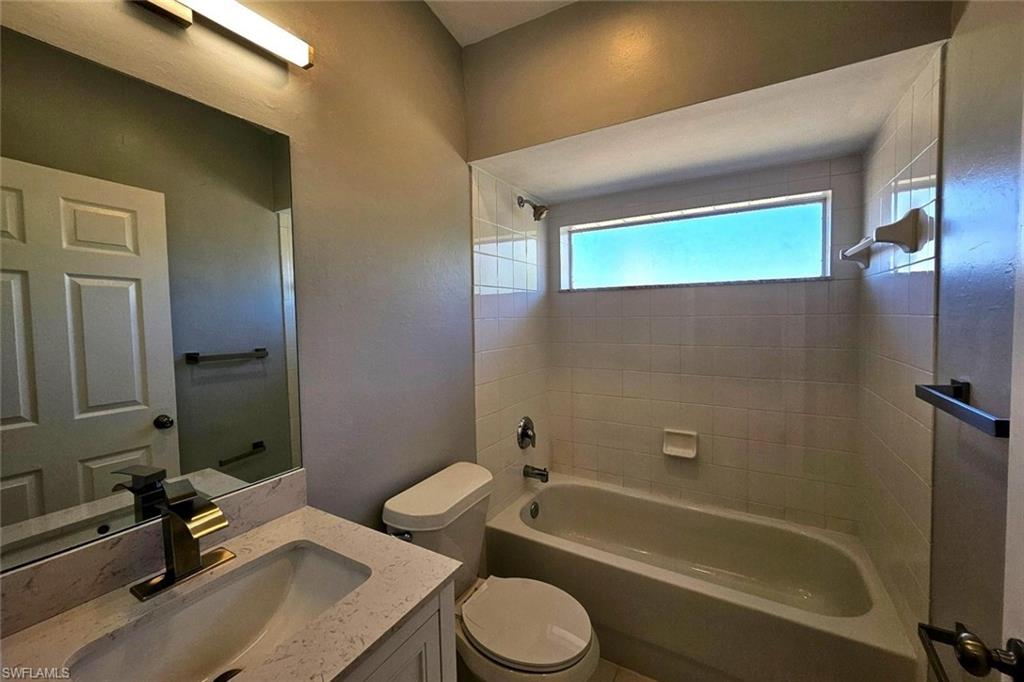 3012 40th Street Southwest Lehigh Acres, FL 33976 - Photo 16 of 25