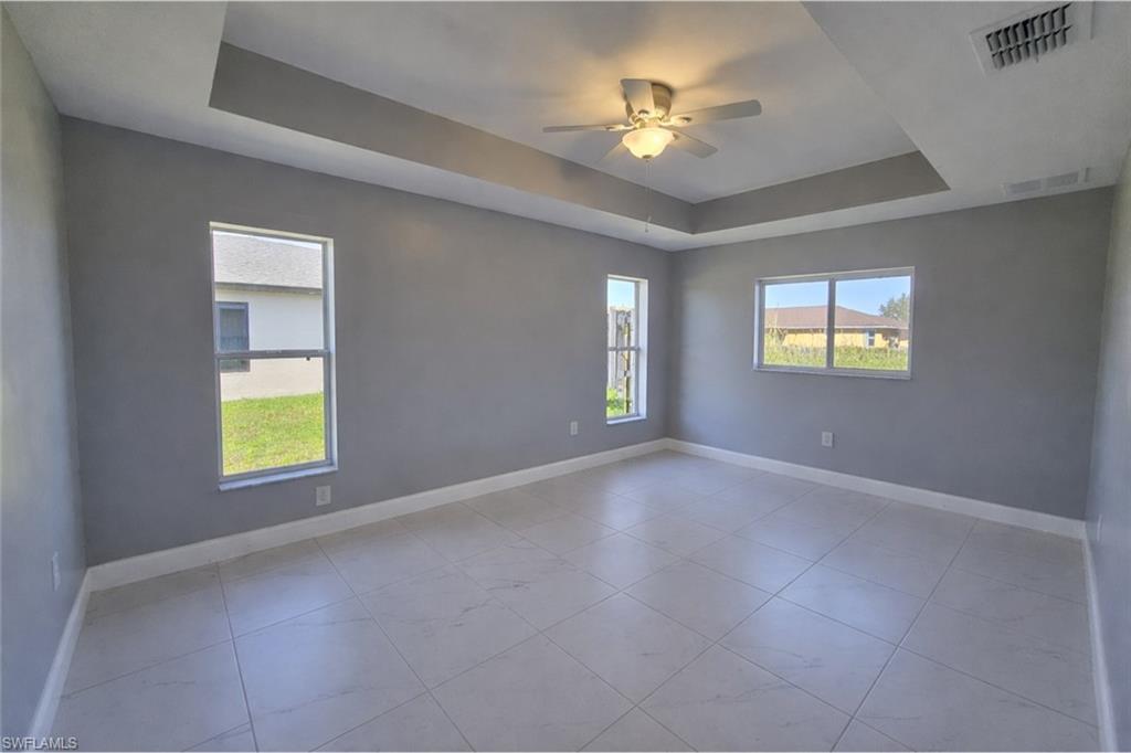 3012 40th Street Southwest Lehigh Acres, FL 33976 - Photo 9 of 25