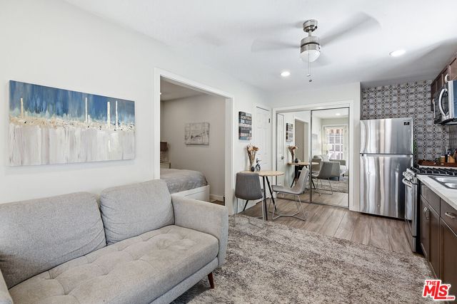 $2,995,000 | 108 South Formosa Avenue, Los Angeles, CA 90036